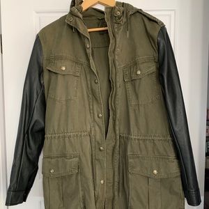 Aritzia Fall/Spring Jacket